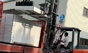 旭東圍擋A款繼續髮(fa)貨中(zhong)